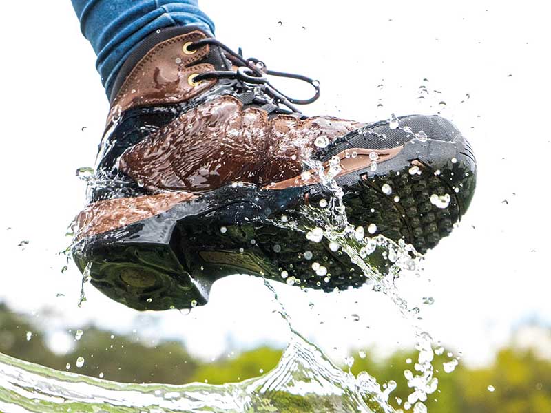 Reit- und Stallschuh DALLAS braun/schwarz Reit- und Stallschuh DALLAS braun/schwarz